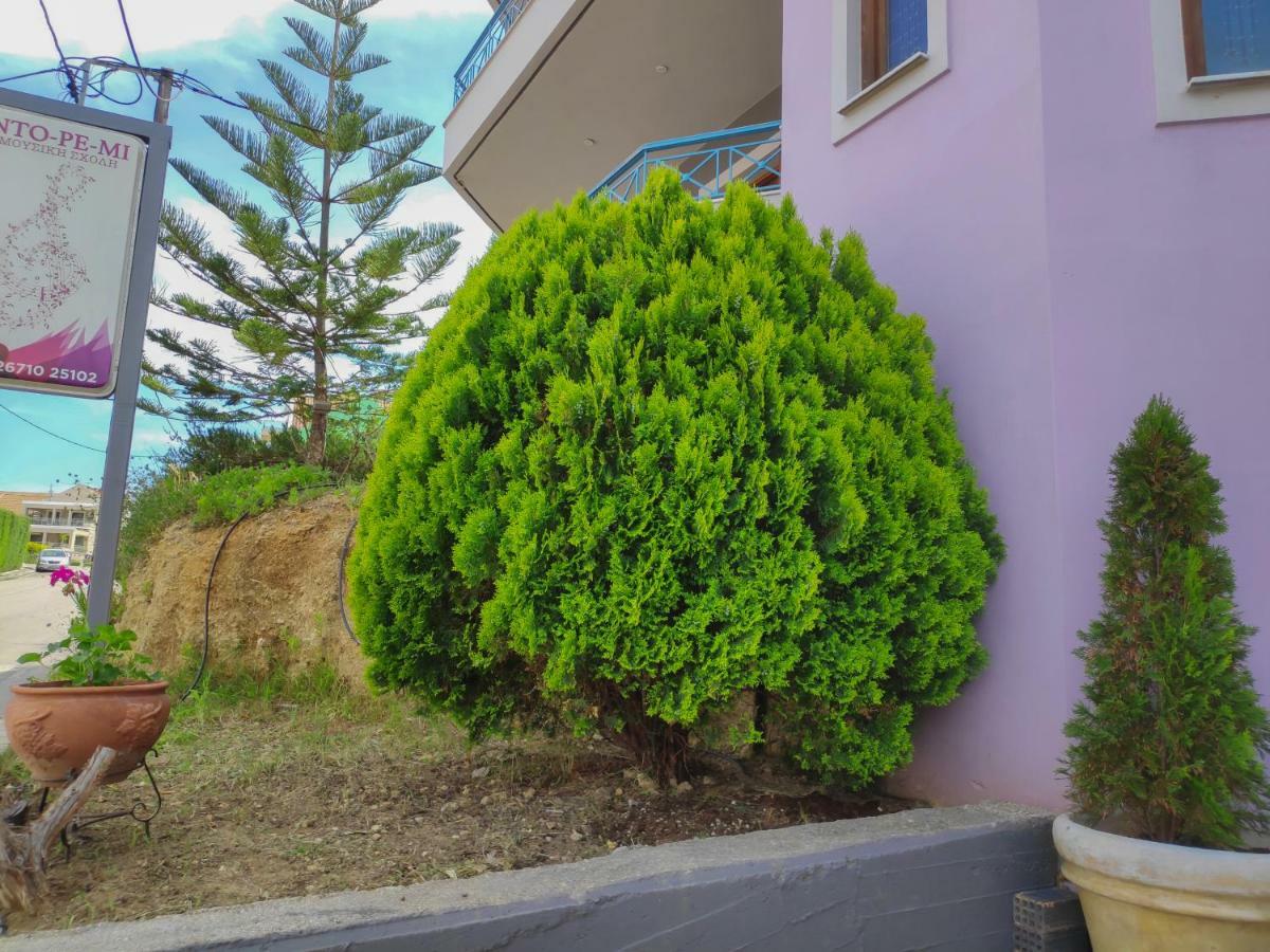 Colourful Apartments أرغوستولي المظهر الخارجي الصورة